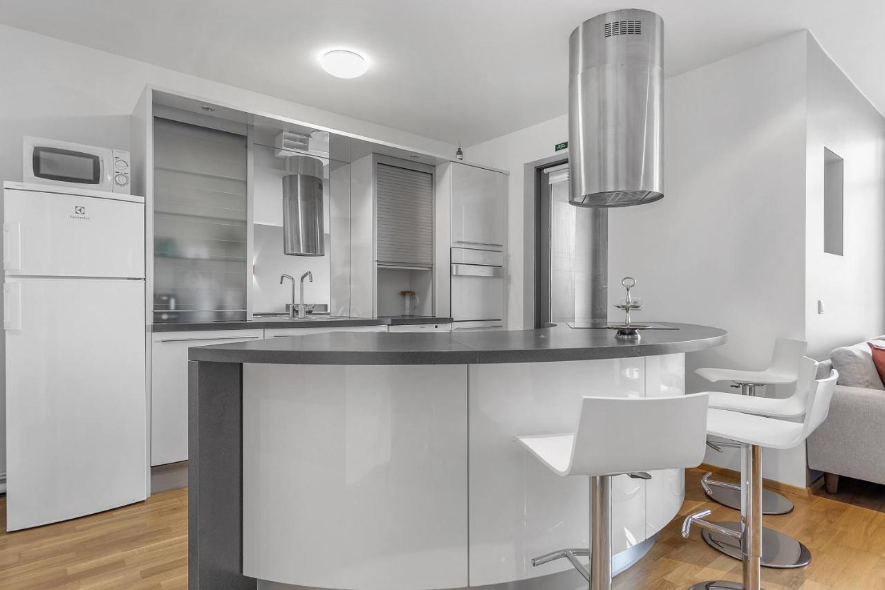 Sunny Apartment - By The Sea In City Center Reykjavík Eksteriør bilde